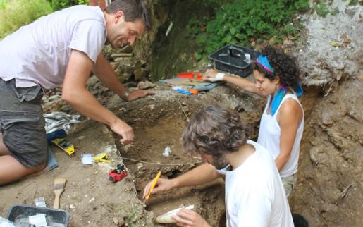 Professor Eugene Morin and students excavating a site at Saint-Césaire, an area referenced in the paper published in Nature.
