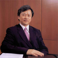 International Alumnus and World-Renowned