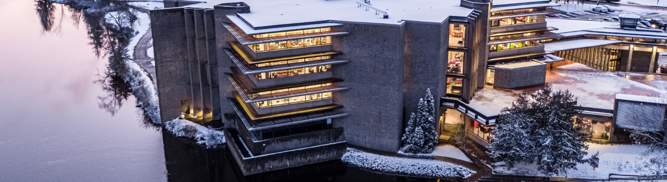 Bata library winter