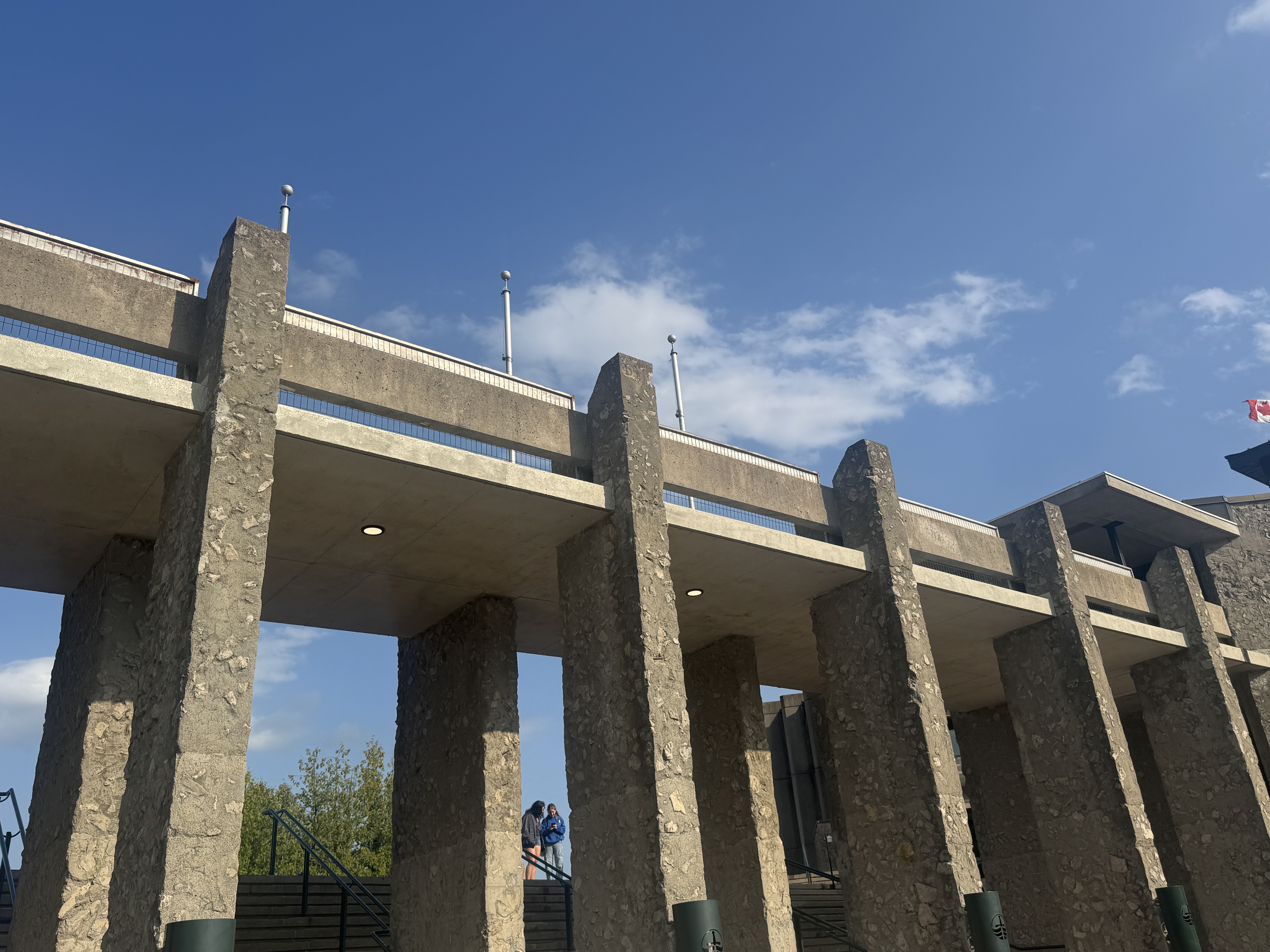 the underside of the new upper catwalk at Bata Library