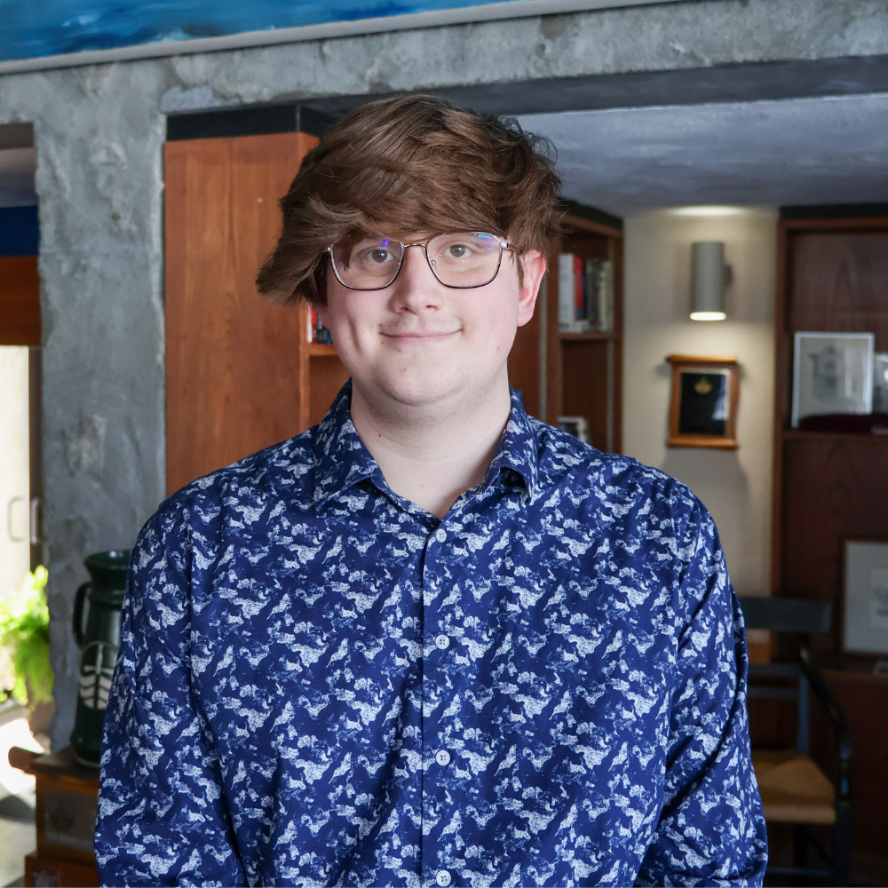 Carter headshot photo