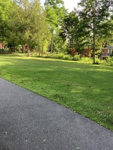 Kerr House Front Lawn