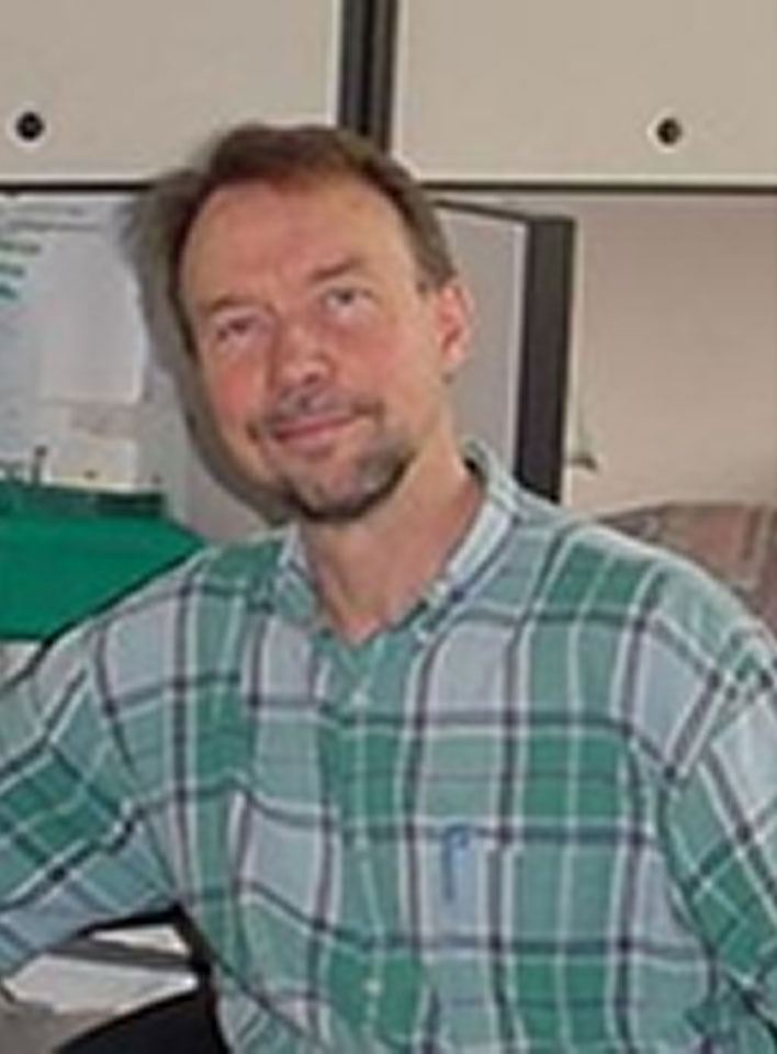 Christopher Huxley Profile Picture