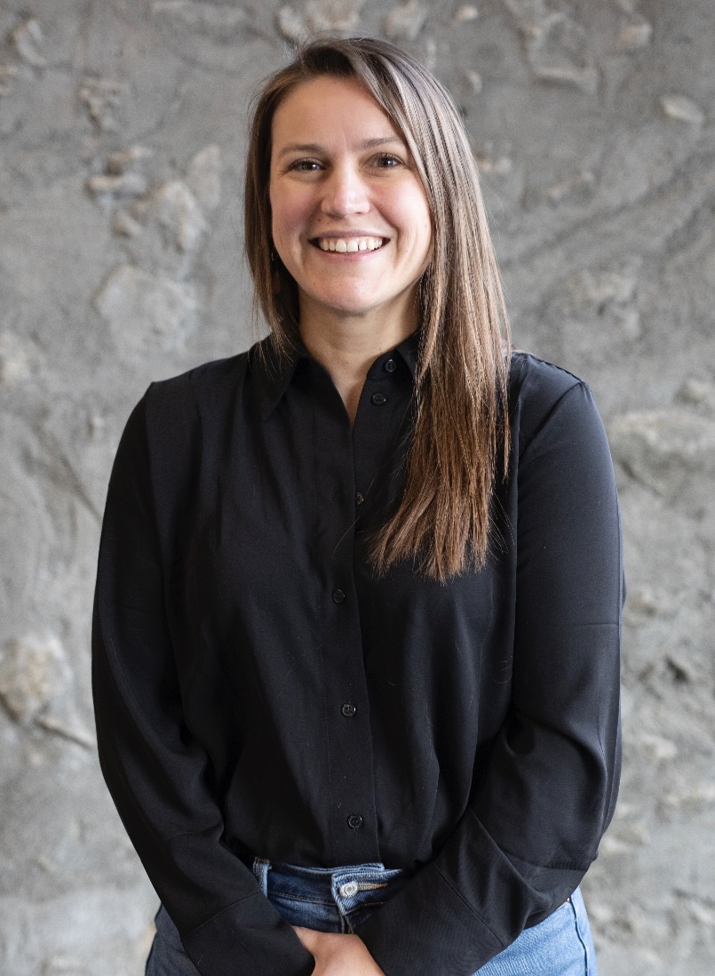 Mary-Claire Buell Profile Picture