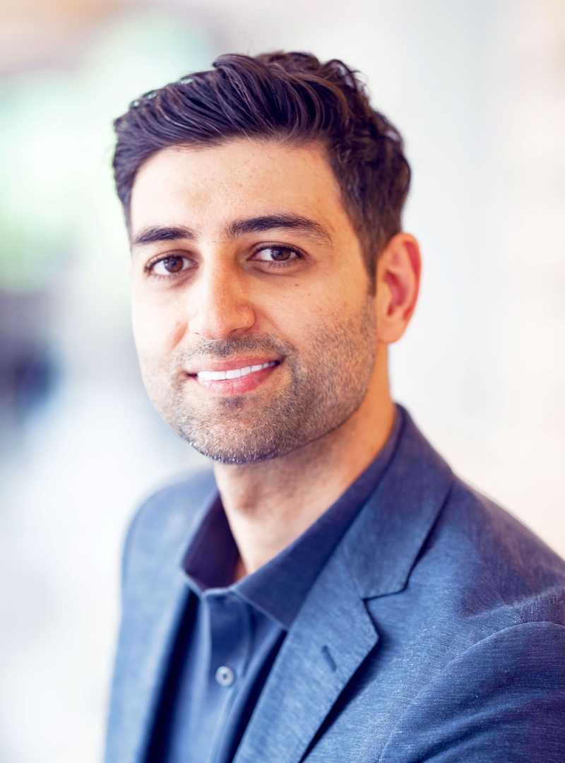 Ali Vaezi Profile Picture