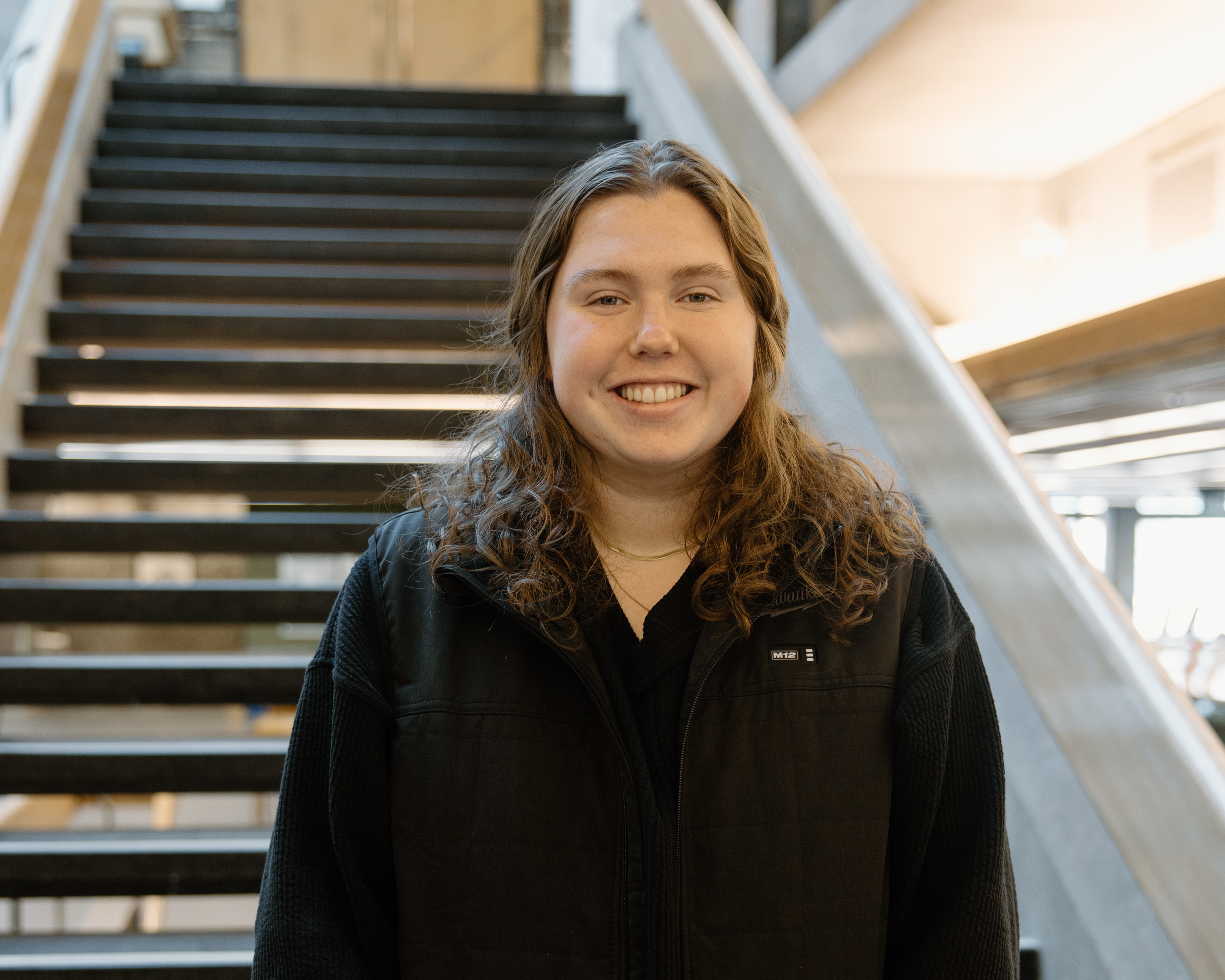 Student winner of one hundred dollars of Trent Cash