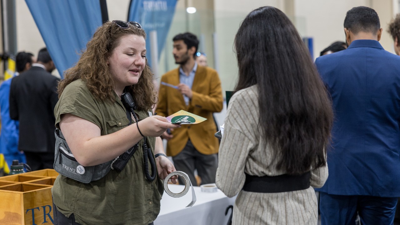 A volunteer at Convocation