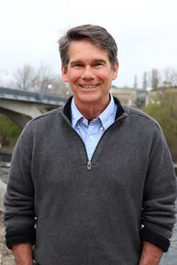 Instructor Bern Kelly