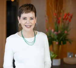 Headshot of Pattie Lovett-Reid