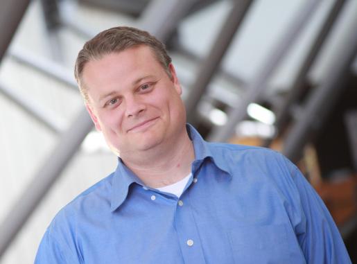 Dr. Aaron Slepkov, Canada Research Chair in Physics of Biomaterials