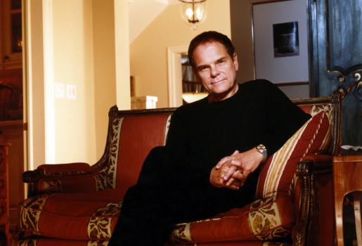 Trent Alumnus hosts new CBC radio show 'ReCivilization'