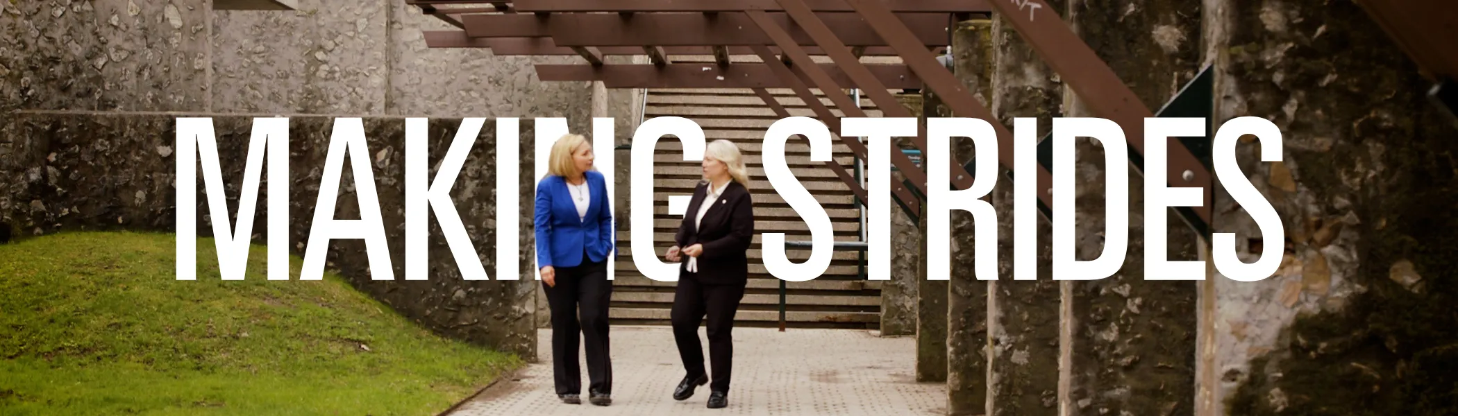 Cathy Bruce talking with Cristine de Clercy