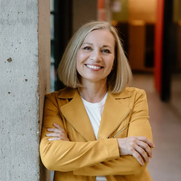 Headshot of Dr. Cristine de Clercy
