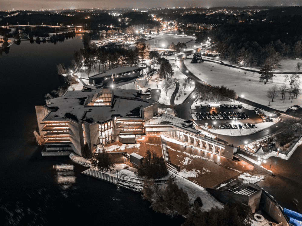  Bata Library at Night