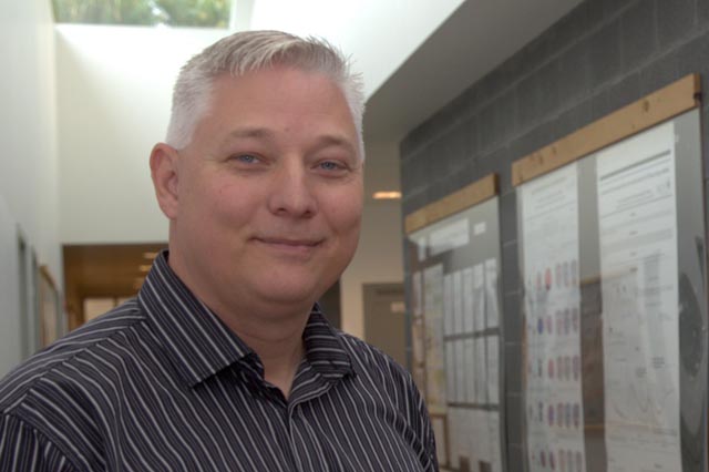 Andrew Vreugdenhil headshot