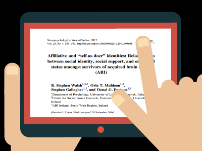 reading articles icon