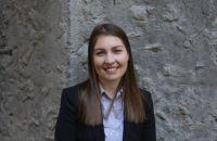 Elizabeth Russell headshot