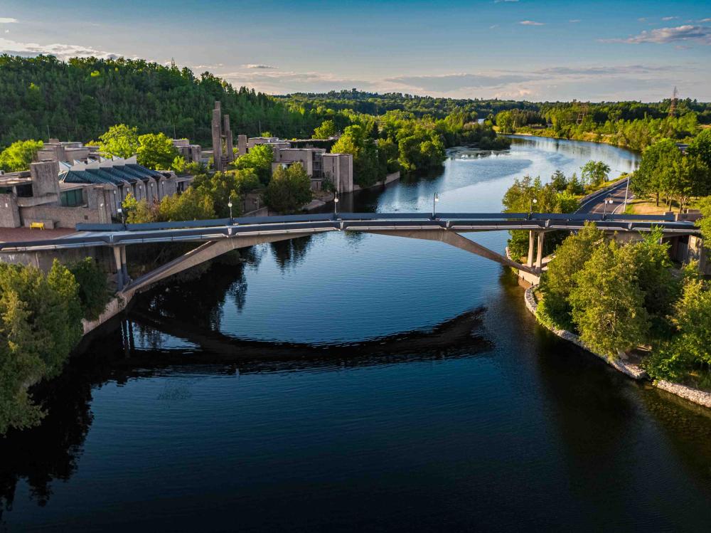 View of the river and faryon bridge in summer